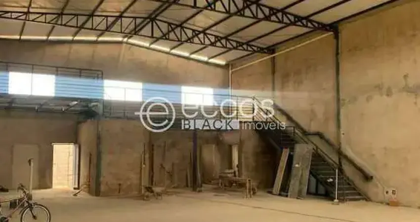 Barracão / Galpão / Depósito para alugar na Avenida Segismundo Pereira, 5573, Novo Mundo, Uberlândia