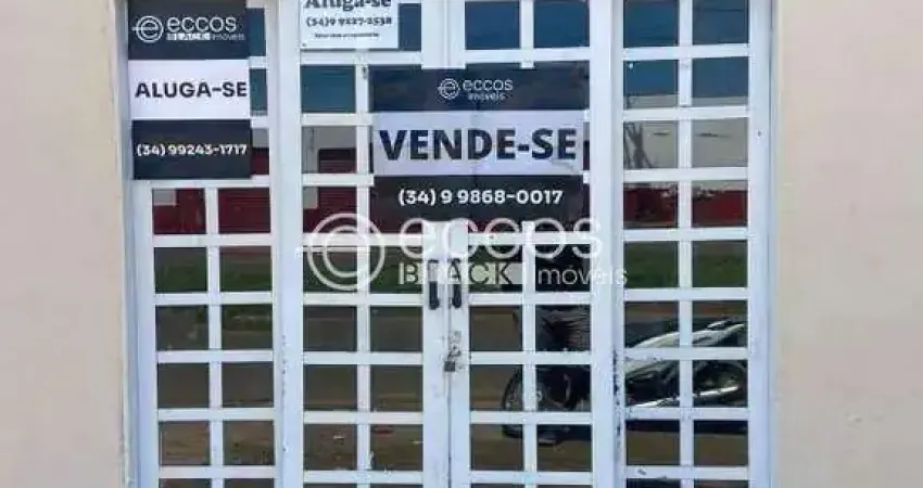 Sala comercial à venda na Rua das Palmeiras, 605, São Sebastião, Araguari