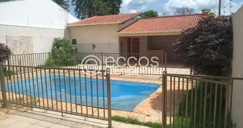 Casa à venda, 4 quartos, 2 suítes, 2 vagas, santiago - araguari/mg