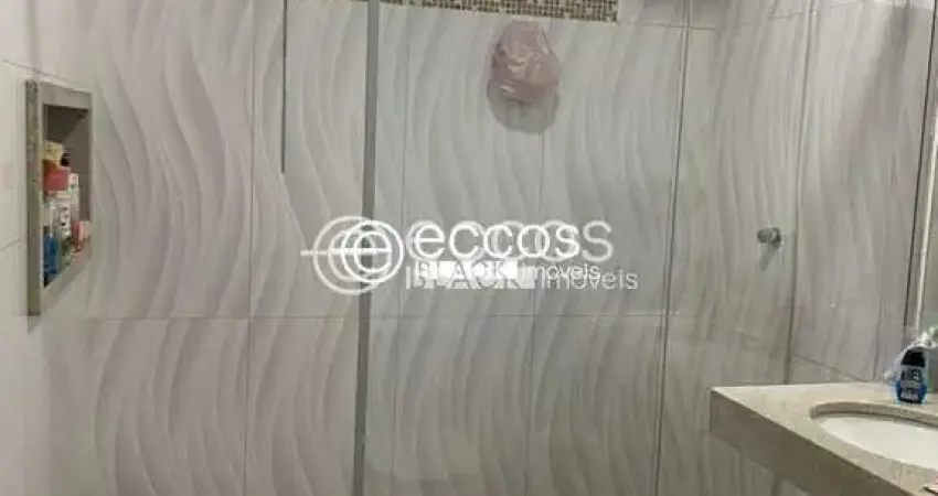 Casa à venda, 4 quartos, 2 suítes, 2 vagas, osvaldo rezende - uberlândia/mg