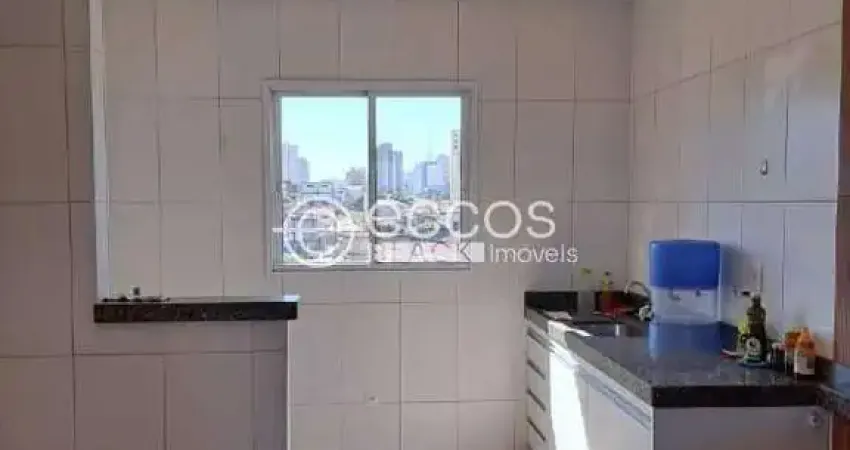 Apartamento à venda, 2 quartos, 1 suíte, 1 vaga, osvaldo rezende - uberlândia/mg