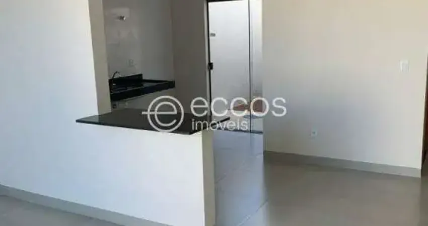 Casa à venda, 2 quartos, 1 suíte, 2 vagas, Laranjeiras - Uberlândia/MG