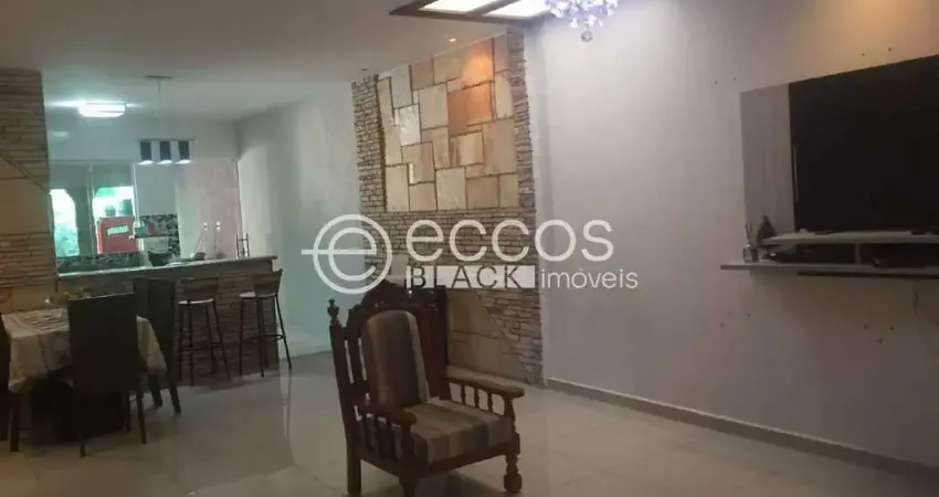Casa à venda, 3 quartos, 1 suíte, 2 vagas, são jorge - uberlândia/mg