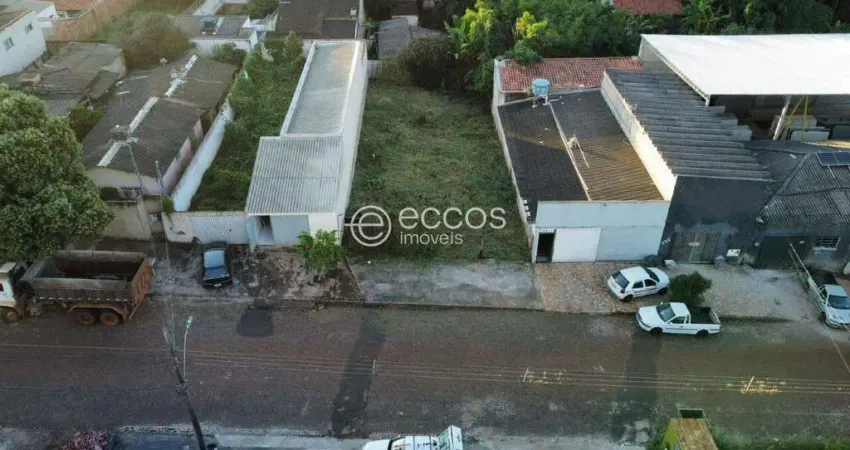 Terreno à venda na Rua das Esmeraldas, --, Dona Zulmira, Uberlândia