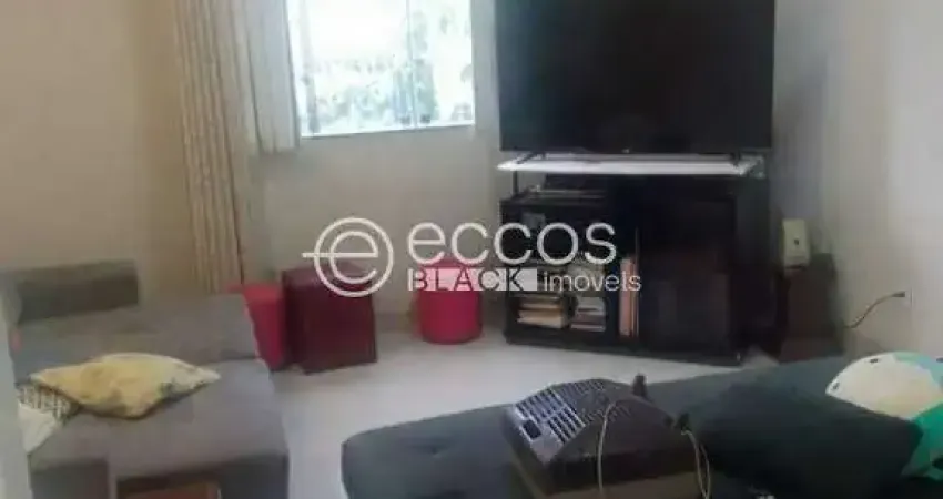 Casa à venda, 3 quartos, 1 suíte, 2 vagas, brasil - uberlândia/mg