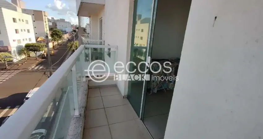 Cobertura para aluguel, 3 quartos, 3 suítes, 3 vagas, santa mônica - uberlândia/mg