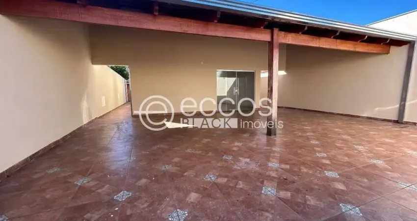 Casa à venda, 2 quartos, 1 suíte, 3 vagas, Jardim Holanda - Uberlândia/MG