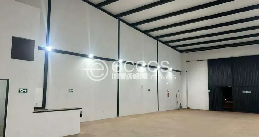 Barracão / Galpão / Depósito para alugar na Avenida Paulo Firmino, 1106, Jardim Holanda, Uberlândia