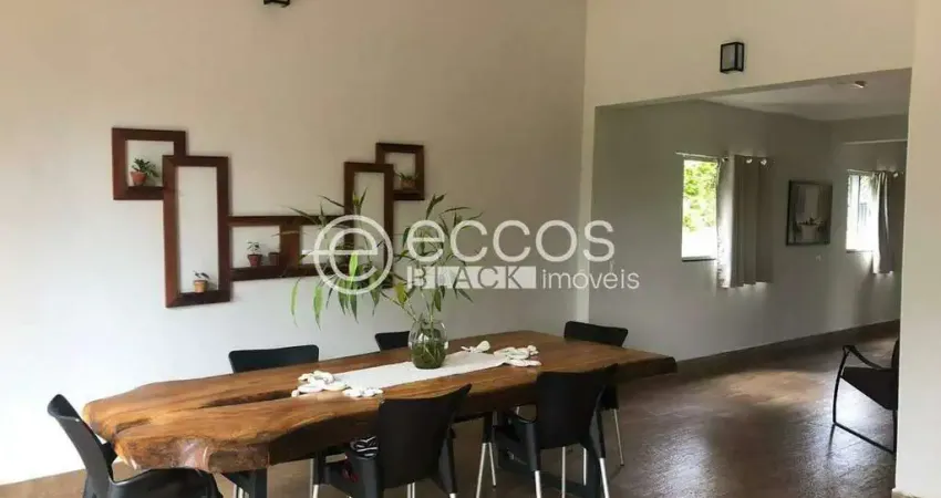 Chácara à venda, 3 quartos, área rural de uberlândia - uberlândia/mg