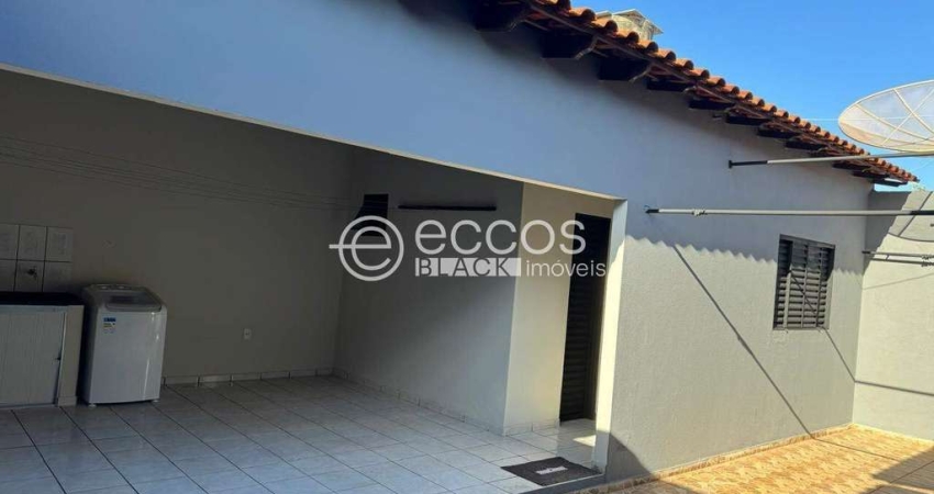 Casa à venda, 5 quartos, 1 suíte, 6 vagas, Morumbi - Uberlândia/MG