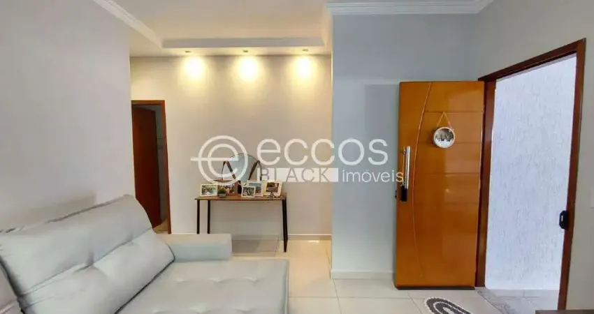 Casa à venda, 2 quartos, 1 suíte, 3 vagas, chácaras tubalina e quartel - uberlândia/mg