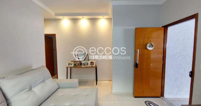 Casa à venda, 2 quartos, 1 suíte, 3 vagas, Chácaras Tubalina e Quartel - Uberlândia/MG