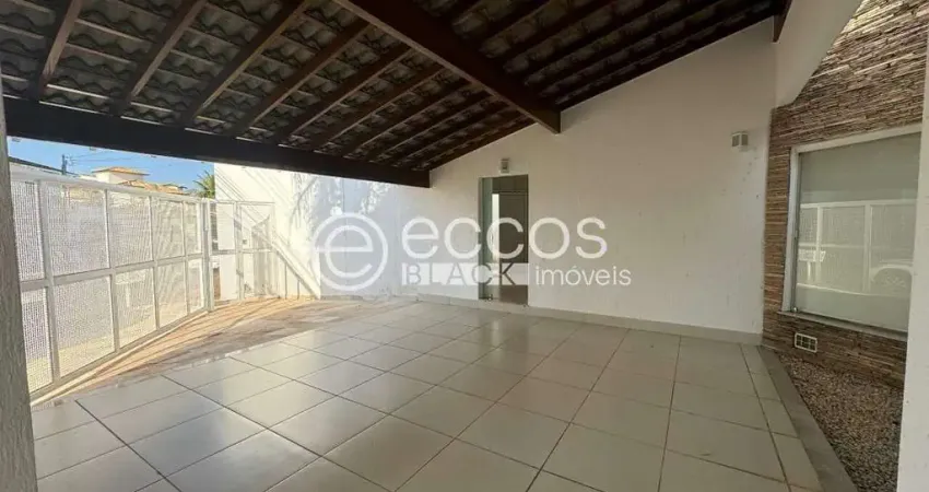 Casa para aluguel, 3 quartos, 1 suíte, 3 vagas, jardim karaíba - uberlândia/mg