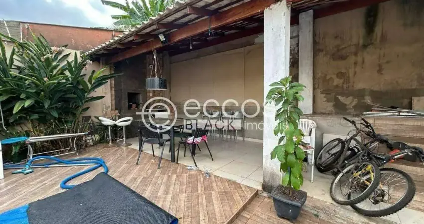 Casa com 3 quartos à venda na Rua Oliveira Viana, 810, Pampulha, Uberlândia