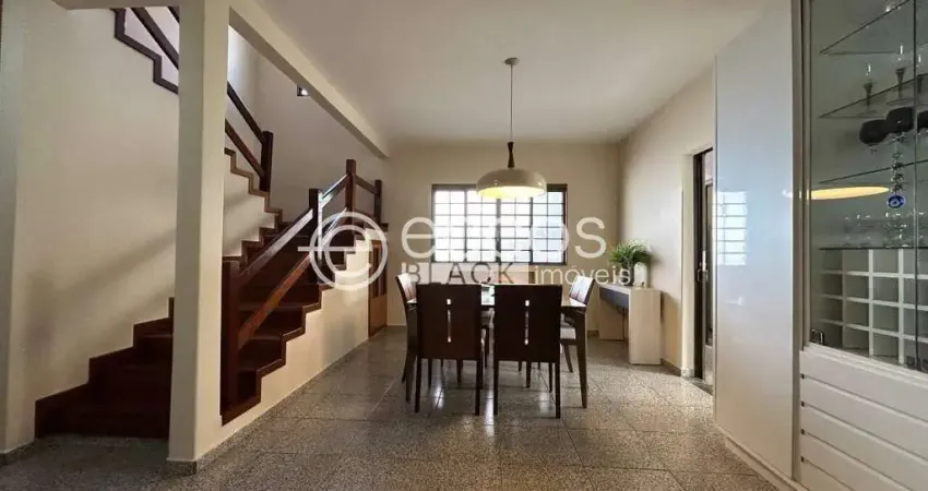 Casa à venda, 3 quartos, 1 suíte, 3 vagas, santa mônica - uberlândia/mg