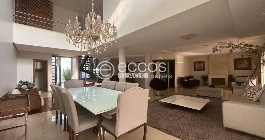 Casa à venda, 4 quartos, 4 suítes, 4 vagas, Morada da Colina - Uberlândia/MG