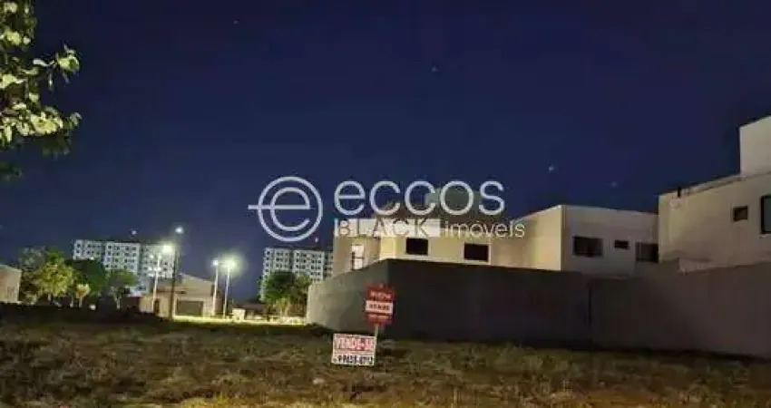 Terreno à venda na Rua Oliva, 83, Grand Ville, Uberlândia
