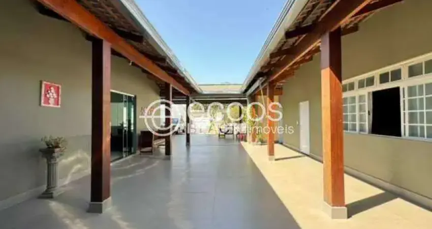 Casa à venda, 3 quartos, 2 suítes, 10 vagas, morada da colina - uberlândia/mg