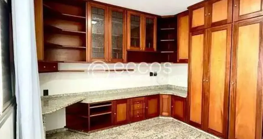 Apartamento à venda, 3 quartos, 1 suíte, centro - uberlândia/mg