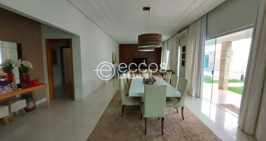 Casa à venda, 4 quartos, 4 suítes, 4 vagas, Jardim Karaíba - Uberlândia/MG