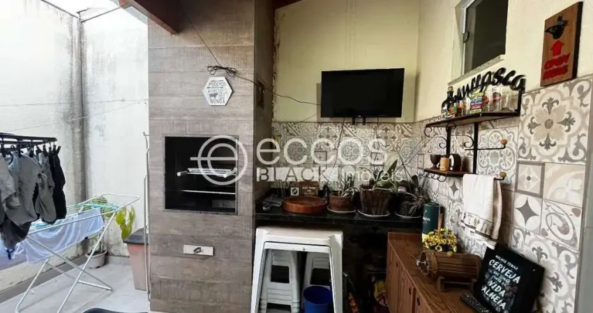 Casa à venda, 2 quartos, 1 suíte, jardim europa - uberlândia/mg