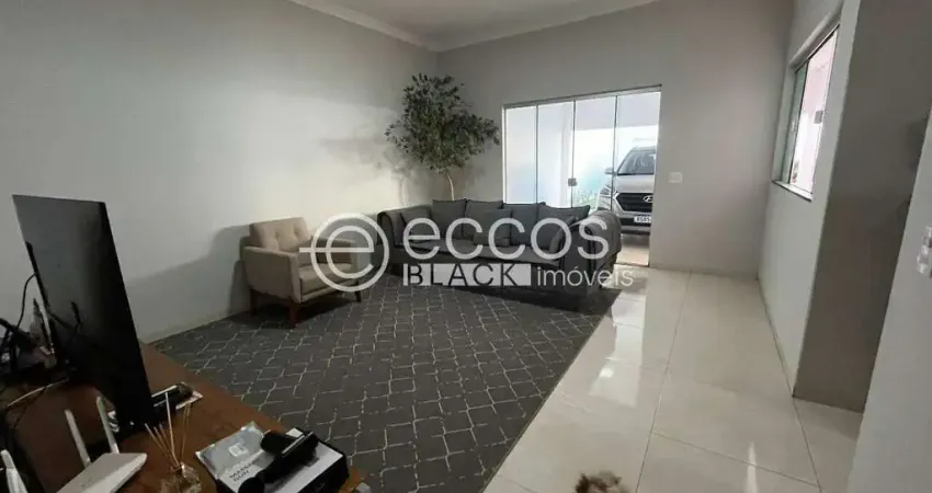 Casa à venda, 3 quartos, 1 suíte, 2 vagas, bosque dos buritis - uberlândia/mg