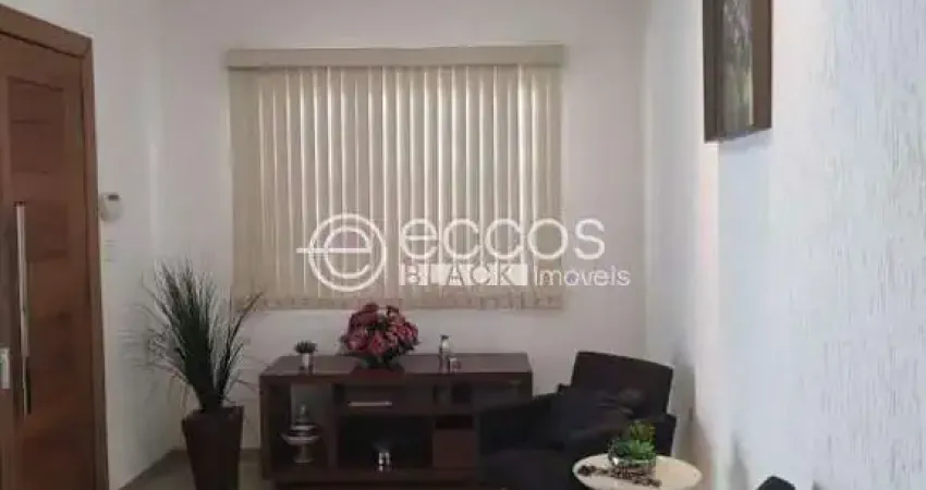Casa à venda, 3 quartos, 1 suíte, 2 vagas, alto umuarama - uberlândia/mg