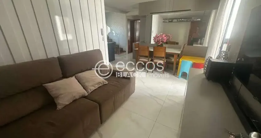 Cobertura à venda, 3 quartos, 2 suítes, 2 vagas, Santa Mônica - Uberlândia/MG
