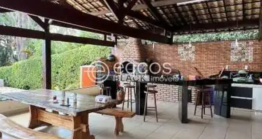 Casa à venda, 3 quartos, 2 suítes, 10 vagas, solar - igarapé/mg