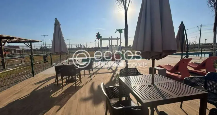 Terreno em condomínio fechado à venda na Avenida Segismundo Pereira, 4554, Novo Mundo, Uberlândia