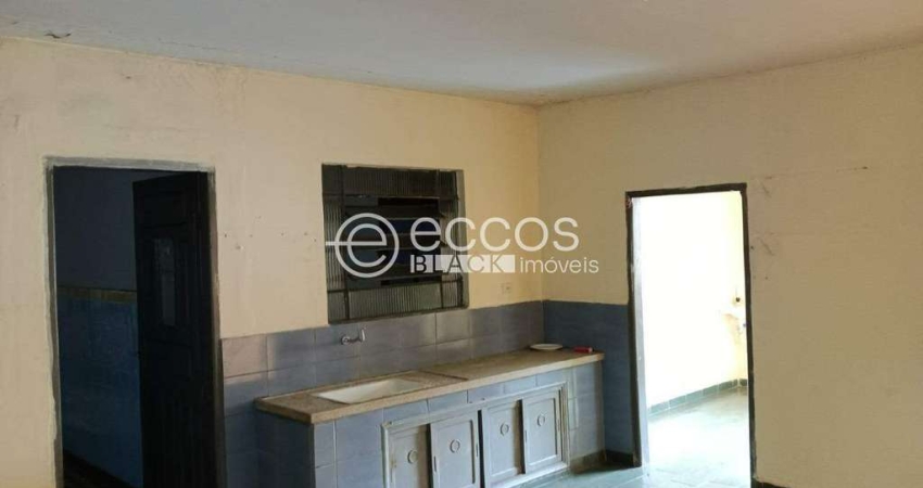 Casa à venda, 3 quartos, 4 vagas, Osvaldo Rezende - Uberlândia/MG