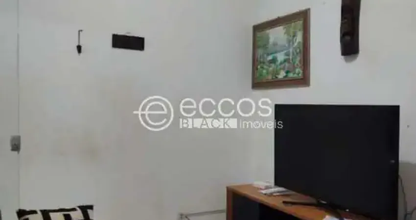 Casa com 2 quartos à venda na Avenida A, 854, Fátima, Araguari