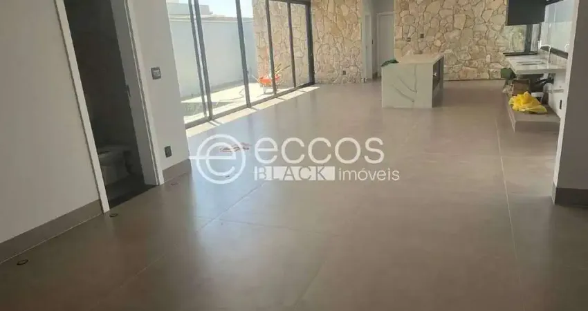 Casa em condomínio à venda, 3 quartos, 3 suítes, 2 vagas, laranjeiras - uberlândia/mg