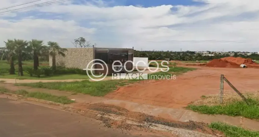 Terreno à venda na Rua dos Cinco Folhas, 98, Jardim Sul, Uberlândia