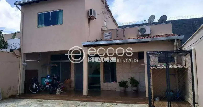 Casa à venda, 3 quartos, 1 suíte, daniel fonseca - uberlândia/mg