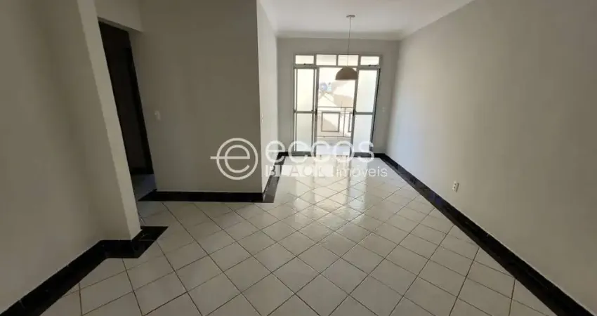 Apartamento à venda, 3 quartos, 1 suíte, 2 vagas, Santa Mônica - Uberlândia/MG