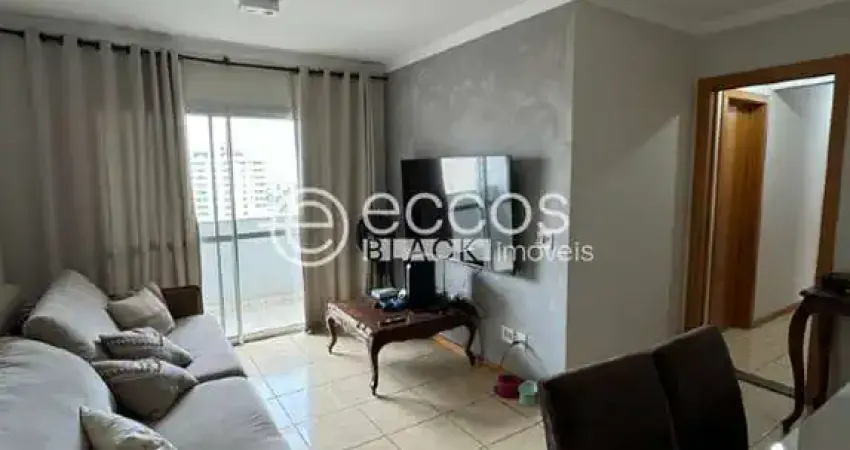 Apartamento à venda, 3 quartos, 1 suíte, 1 vaga, Martins - Uberlândia/MG