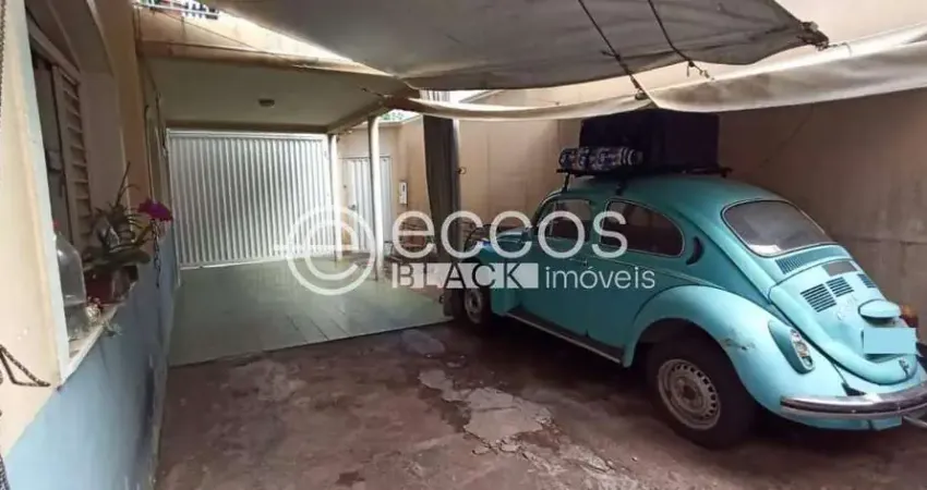 Casa à venda, 4 quartos, 1 suíte, 3 vagas, saraiva - uberlândia/mg