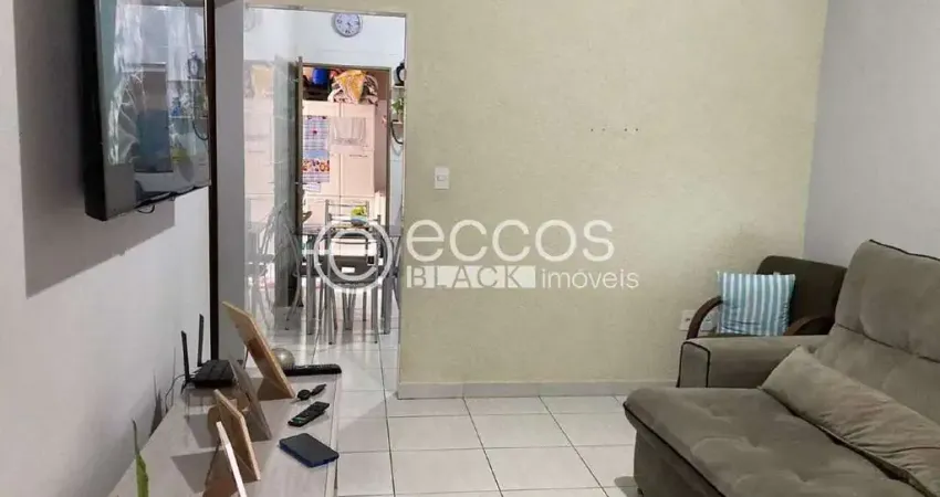 Casa à venda, 3 quartos, 1 suíte, 2 vagas, jardim europa - uberlândia/mg