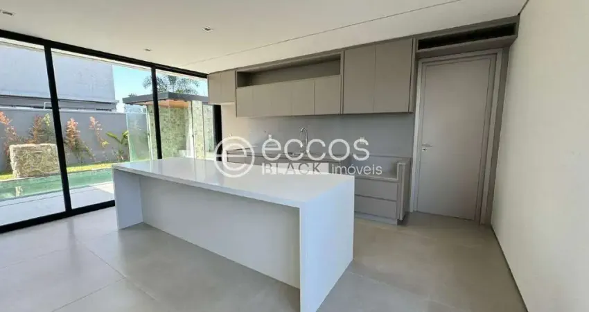 Casa em condomínio à venda, 4 quartos, 4 suítes, 4 vagas, Granja Marileusa - Uberlândia/MG