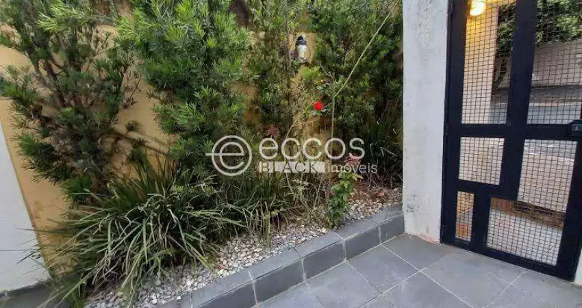 Casa à venda, 3 quartos, 1 suíte, 3 vagas, Santa Mônica - Uberlândia/MG