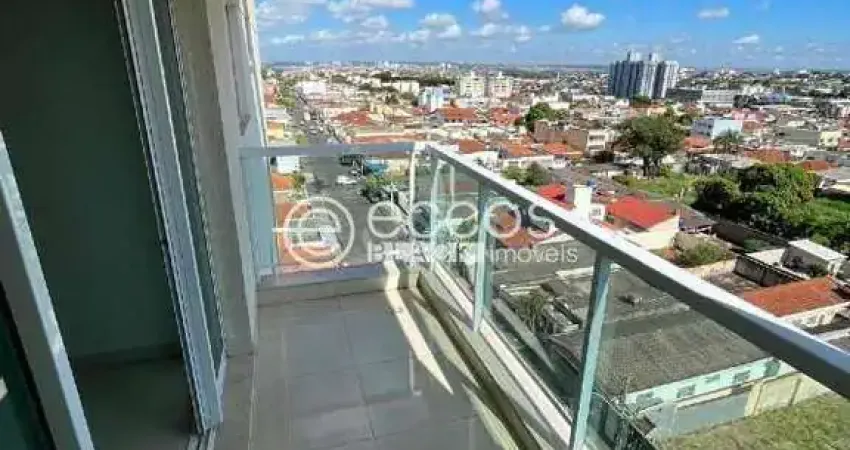 Cobertura à venda, 3 quartos, 1 suíte, 2 vagas, martins - uberlândia/mg