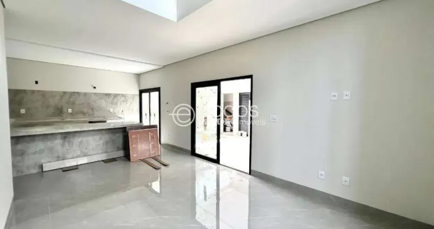 Casa em condomínio à venda, 3 quartos, 3 suítes, 2 vagas, Aclimação - Uberlândia/MG