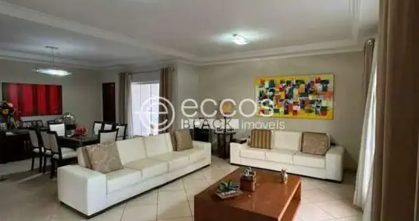 Casa à venda, 4 quartos, 4 suítes, 13 vagas, cidade jardim - uberlândia/mg