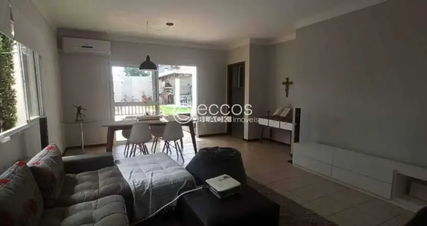 Casa à venda, 3 quartos, 1 suíte, 4 vagas, Jardim Karaíba - Uberlândia/MG