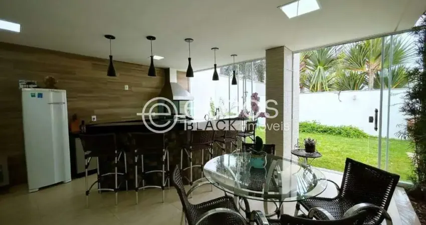 Casa em condomínio à venda, 4 quartos, 4 suítes, 4 vagas, Aclimação - Uberlândia/MG