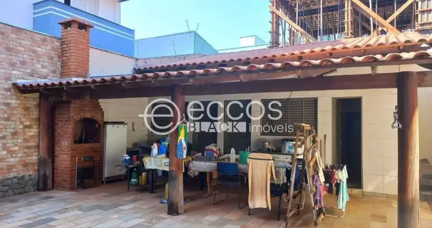 Casa à venda, 5 quartos, 1 suíte, 4 vagas, santa mônica - uberlândia/mg