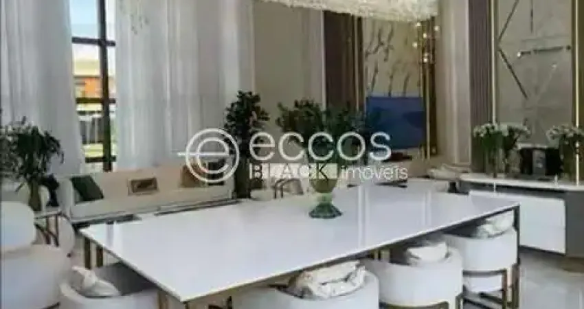 Casa à venda, 4 quartos, 4 suítes, 4 vagas, Nova Uberlândia - Uberlândia/MG