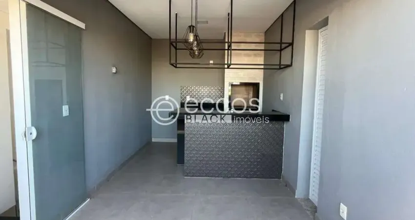 Cobertura à venda, 3 quartos, 1 suíte, 3 vagas, Martins - Uberlândia/MG