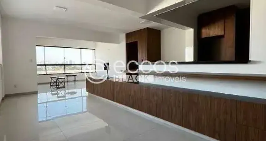 Apartamento à venda, 3 quartos, 1 suíte, 1 vaga, Santa Mônica - Uberlândia/MG